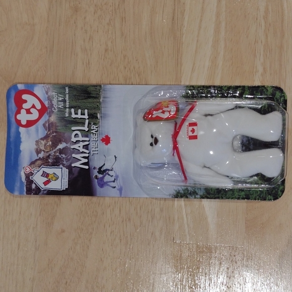 Maple the Bear Mini Beanie Baby - Picture 1 of 2